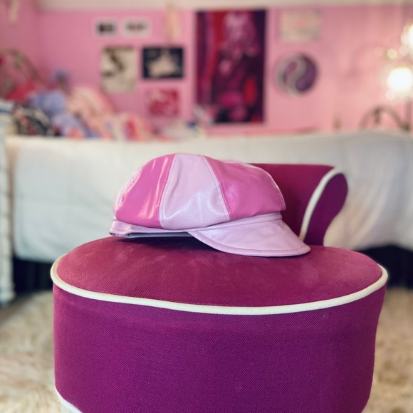 Urban Outfitters Y2k Style Novelty Newsboy Cap Pink Faux Leather Statement Hat - Picture 1 of 5